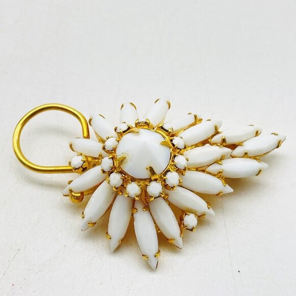 Vintage Milk Glass Flowering Vine Pin Gold Tone Daisy Coneflower Nature Garden - Picture 2 of 6